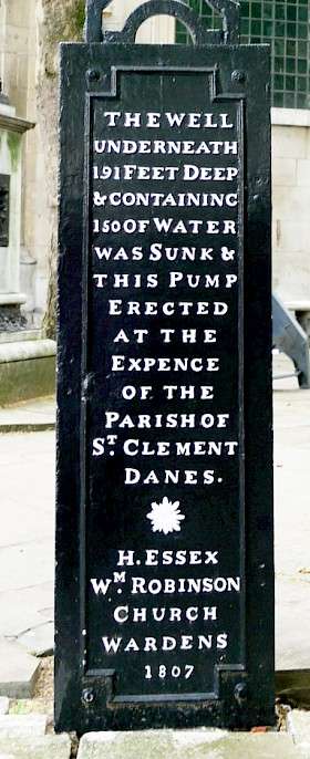 Saint Clement Danes Well
